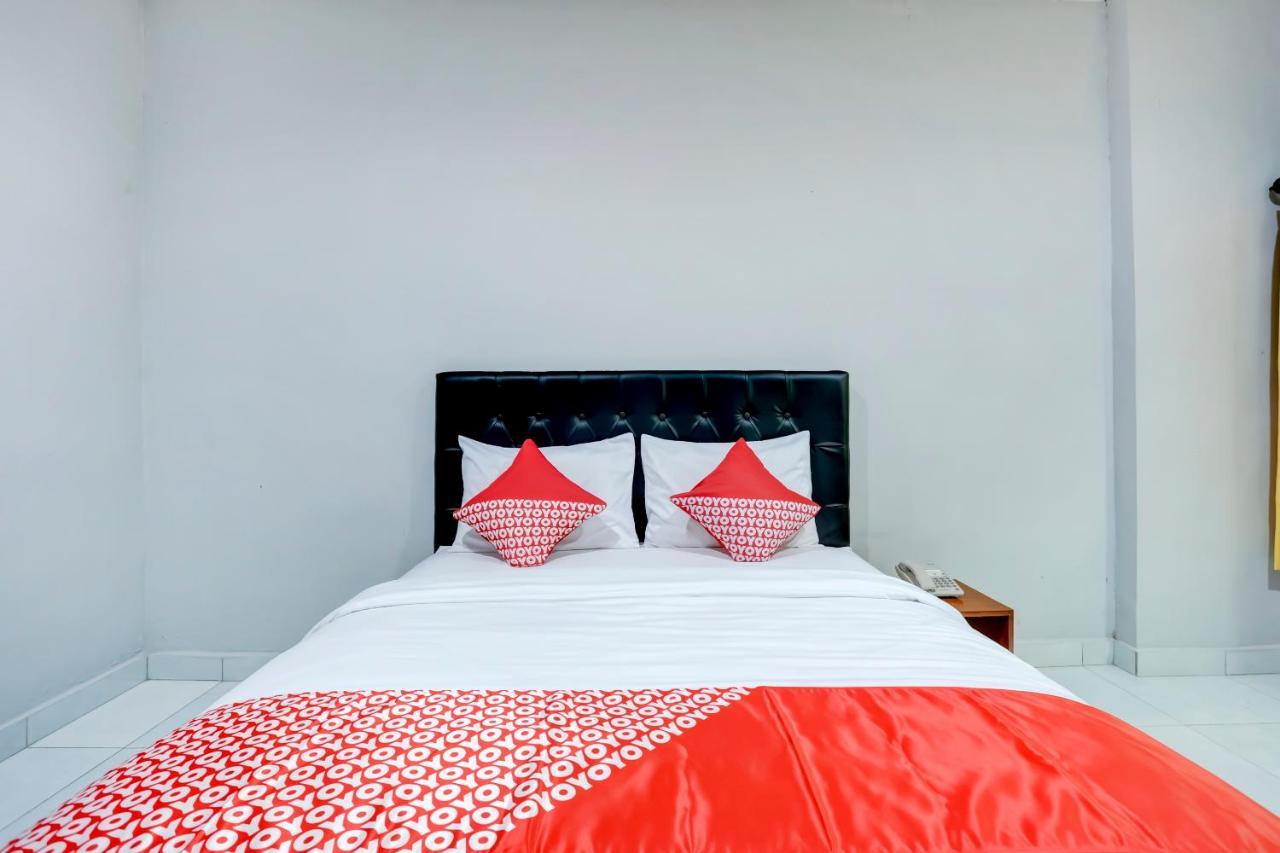 Oyo 90089 Hotel Satria Syariah 덴파사르 외부 사진